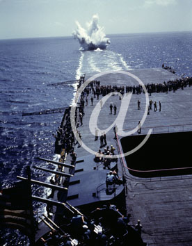 inconnu() Seconde guerre mondiale US Navy en couleurs - Srie 80-GK- : Depuis les hauts niveaux de la tour de contrle d